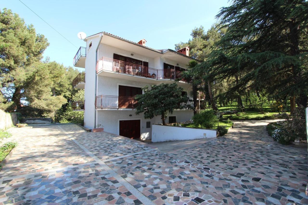 Apartment Clementina Višnjan Exteriér fotografie